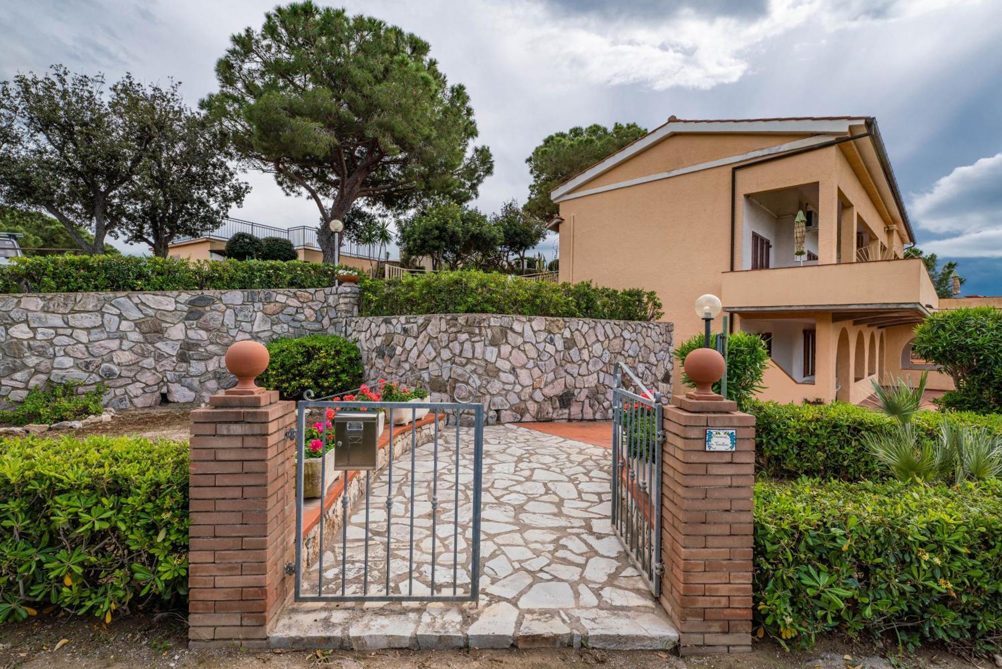קאפוליברי Apartments La Turistica מראה חיצוני תמונה
